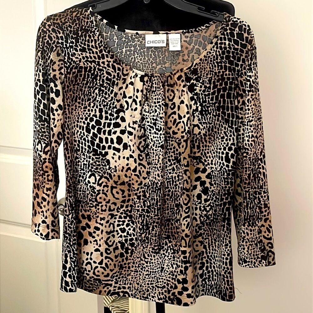 Chico's Leopard Print Silky Shirt Size 1